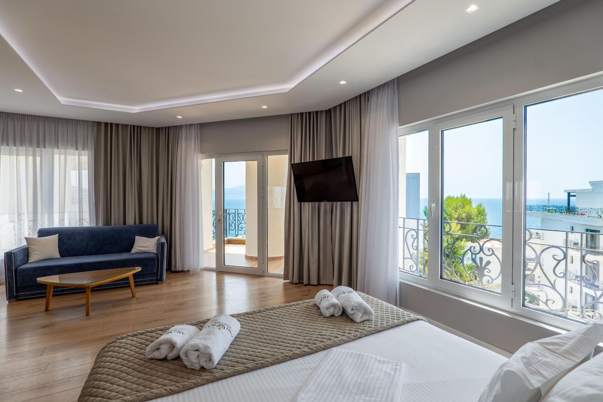 Ami Mar Hotel Sarande Exterior photo
