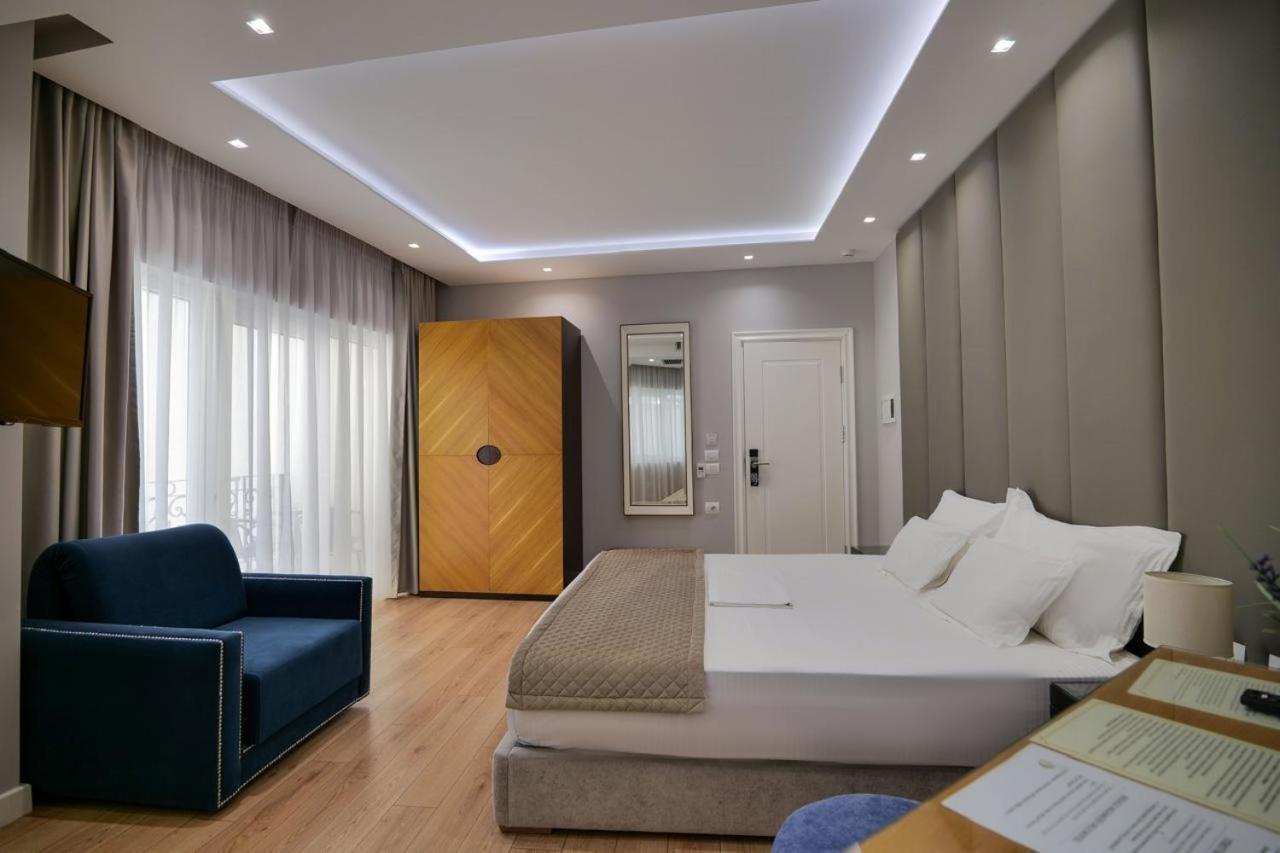 Ami Mar Hotel Sarande Exterior photo