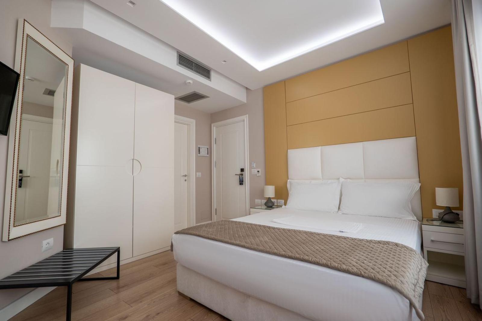 Ami Mar Hotel Sarande Exterior photo