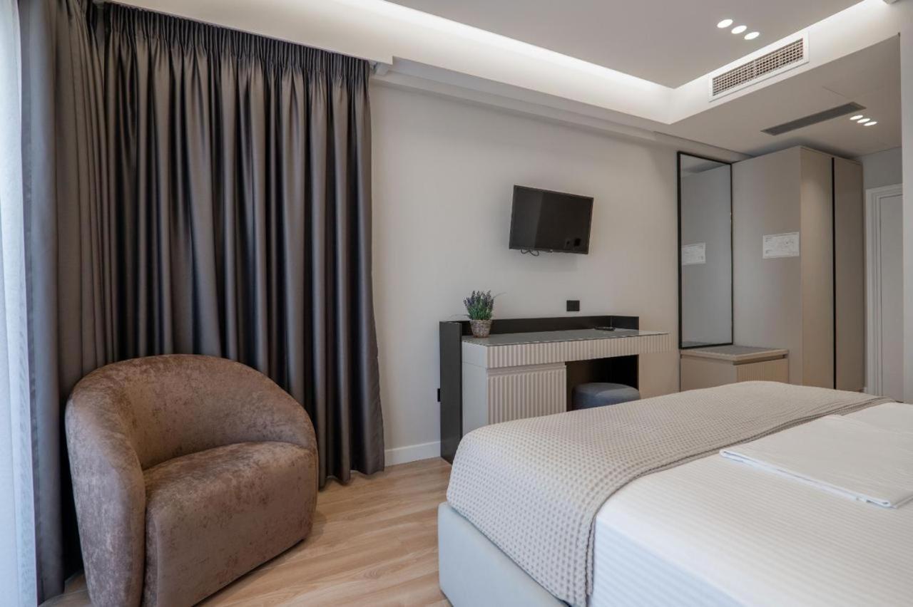 Ami Mar Hotel Sarande Exterior photo